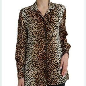 Chic Leopard Print Button-Down Shirt